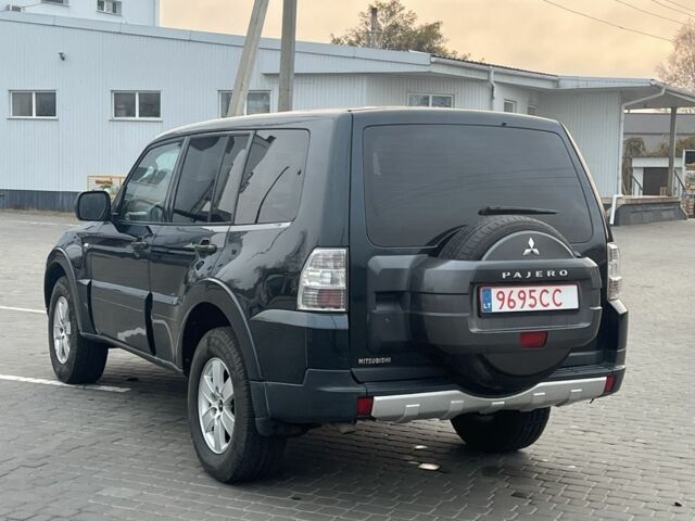 Зеленый Мицубиси Паджеро, объемом двигателя 3.2 л и пробегом 220 тыс. км за 7200 $, фото 7 на Automoto.ua