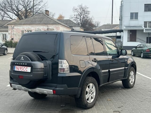Зеленый Мицубиси Паджеро, объемом двигателя 3.2 л и пробегом 220 тыс. км за 7200 $, фото 5 на Automoto.ua