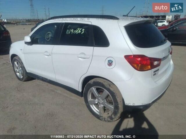 Белый Мицубиси РВР, объемом двигателя 2 л и пробегом 164 тыс. км за 10800 $, фото 2 на Automoto.ua