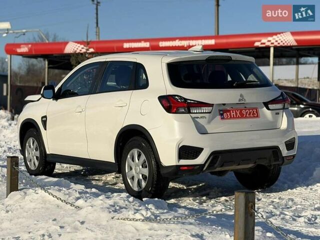 Білий Міцубісі РВР, об'ємом двигуна 2 л та пробігом 111 тис. км за 12300 $, фото 7 на Automoto.ua