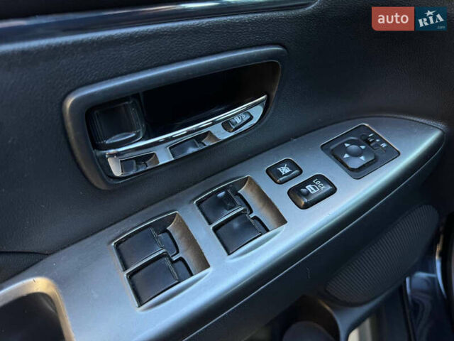 Черный Мицубиси РВР, объемом двигателя 2.36 л и пробегом 130 тыс. км за 13900 $, фото 16 на Automoto.ua