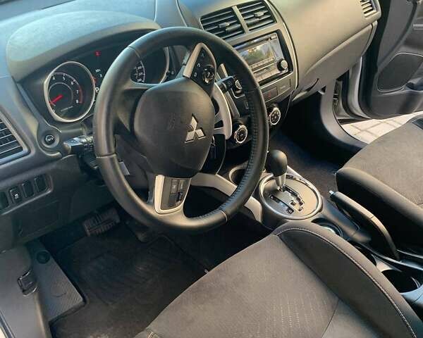 Серый Мицубиси РВР, объемом двигателя 2 л и пробегом 180 тыс. км за 11200 $, фото 15 на Automoto.ua