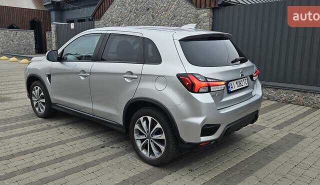 Серый Мицубиси РВР, объемом двигателя 2.36 л и пробегом 92 тыс. км за 15600 $, фото 2 на Automoto.ua