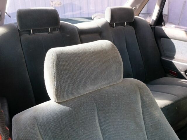 Красный Мицубиси Сигма, объемом двигателя 3 л и пробегом 350 тыс. км за 1500 $, фото 4 на Automoto.ua