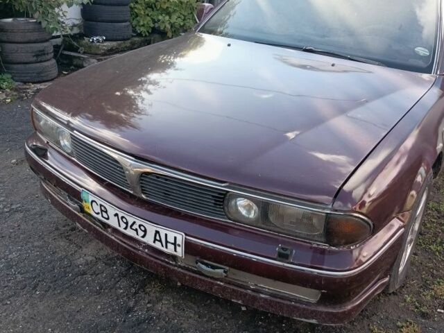 Красный Мицубиси Сигма, объемом двигателя 3 л и пробегом 350 тыс. км за 1500 $, фото 1 на Automoto.ua