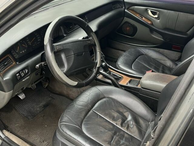 Серый Мицубиси Сигма, объемом двигателя 3 л и пробегом 400 тыс. км за 1650 $, фото 5 на Automoto.ua