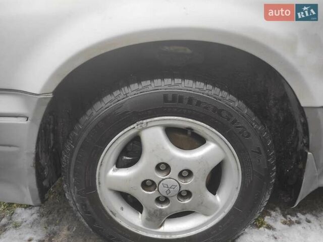 Серый Мицубиси Сигма, объемом двигателя 3 л и пробегом 366 тыс. км за 1700 $, фото 8 на Automoto.ua