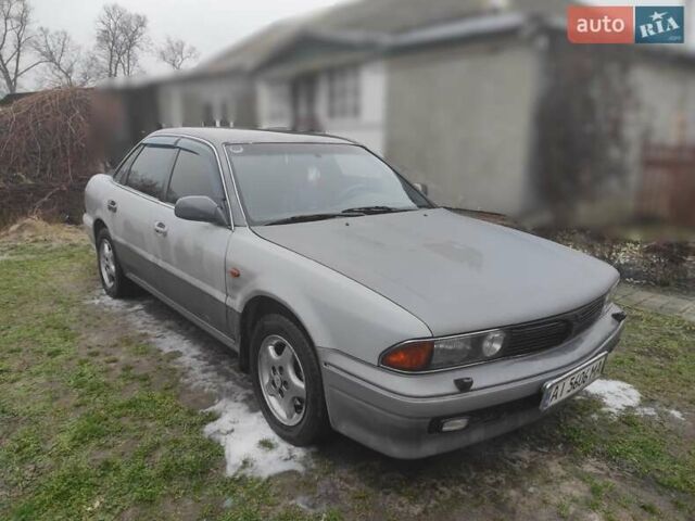 Серый Мицубиси Сигма, объемом двигателя 3 л и пробегом 366 тыс. км за 1700 $, фото 1 на Automoto.ua