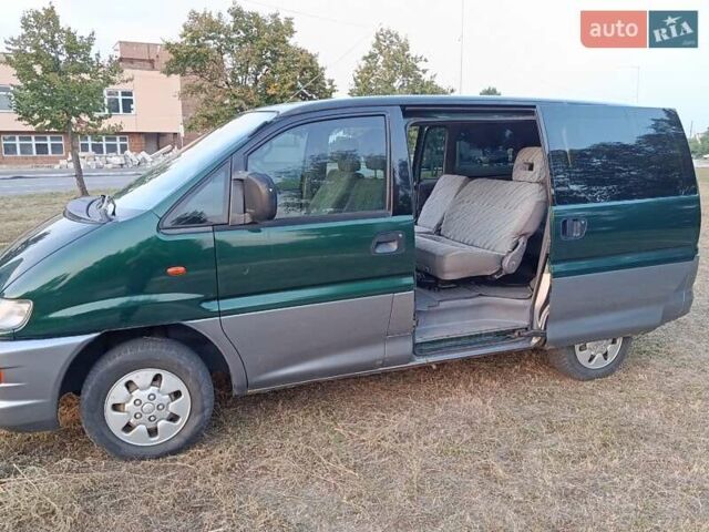 Зеленый Мицубиси Спейс Гир, объемом двигателя 2 л и пробегом 440 тыс. км за 3800 $, фото 9 на Automoto.ua