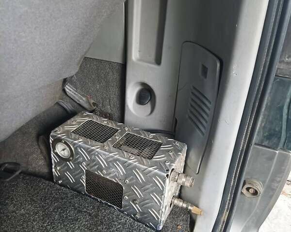 Зеленый Мицубиси Спейс Гир, объемом двигателя 2.4 л и пробегом 710 тыс. км за 10000 $, фото 6 на Automoto.ua
