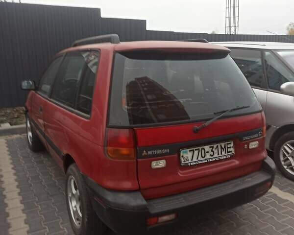 Міцубісі Спейс Раннер 1996 у Ирпене на Automoto.ua Червоний Міцубісі Спейс Раннер, об'ємом двигуна 1.8 л та пробігом 375 тис. км за 2100 $, фото 7 на Automoto.ua
