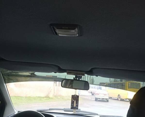 Синій Міцубісі Спейс Раннер, об'ємом двигуна 1.8 л та пробігом 390 тис. км за 2700 $, фото 10 на Automoto.ua