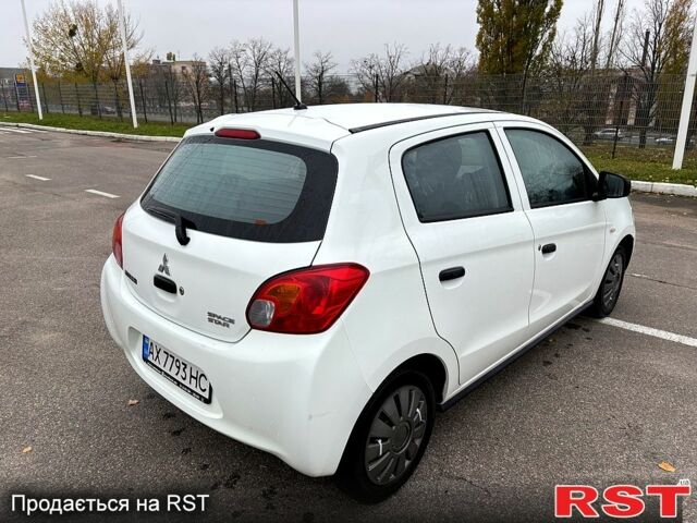 Білий Міцубісі Спейс Стар, об'ємом двигуна 1 л та пробігом 72 тис. км за 5600 $, фото 6 на Automoto.ua