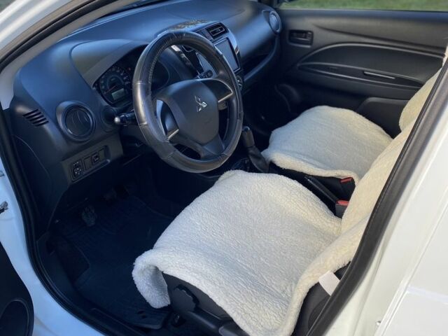 Белый Мицубиси Спейс Стар, объемом двигателя 1 л и пробегом 147 тыс. км за 6950 $, фото 12 на Automoto.ua