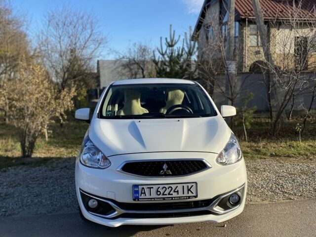 Белый Мицубиси Спейс Стар, объемом двигателя 1 л и пробегом 147 тыс. км за 6950 $, фото 1 на Automoto.ua