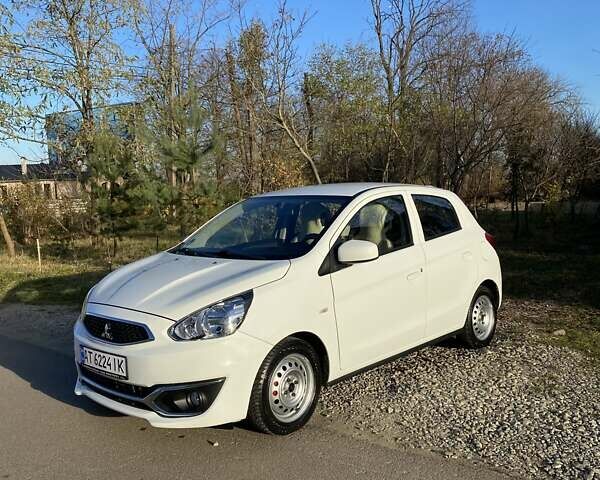 Белый Мицубиси Спейс Стар, объемом двигателя 1 л и пробегом 147 тыс. км за 6950 $, фото 2 на Automoto.ua