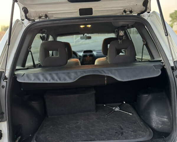 Белый Мицубиси Спейс Стар, объемом двигателя 1.6 л и пробегом 319 тыс. км за 2950 $, фото 15 на Automoto.ua