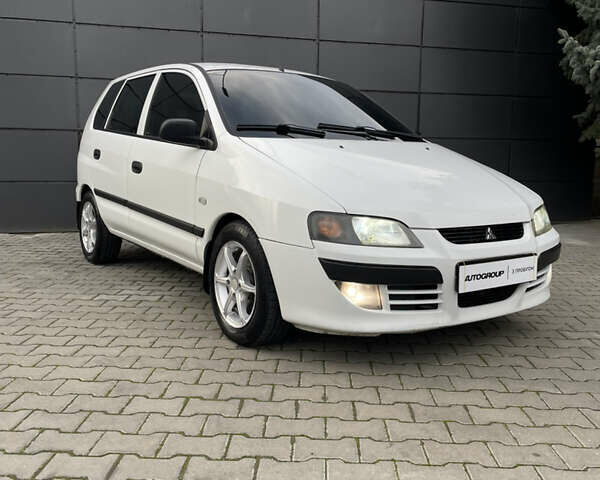 Білий Міцубісі Спейс Стар, об'ємом двигуна 1.58 л та пробігом 319 тис. км за 3500 $, фото 1 на Automoto.ua