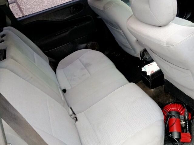 Черный Мицубиси Спейс Стар, объемом двигателя 1 л и пробегом 356 тыс. км за 2000 $, фото 4 на Automoto.ua