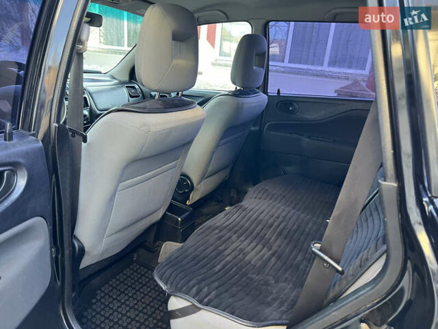 Чорний Міцубісі Спейс Стар, об'ємом двигуна 1.6 л та пробігом 300 тис. км за 2750 $, фото 30 на Automoto.ua