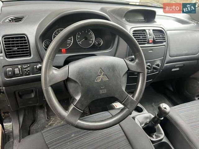 Чорний Міцубісі Спейс Стар, об'ємом двигуна 1.6 л та пробігом 153 тис. км за 4800 $, фото 2 на Automoto.ua