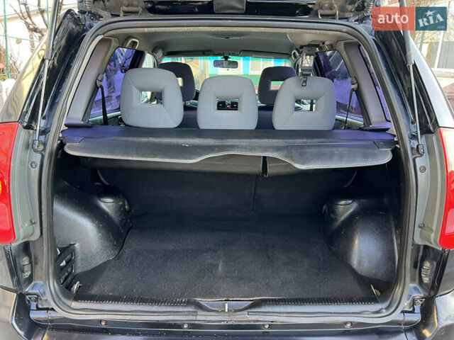 Чорний Міцубісі Спейс Стар, об'ємом двигуна 1.6 л та пробігом 300 тис. км за 2750 $, фото 43 на Automoto.ua