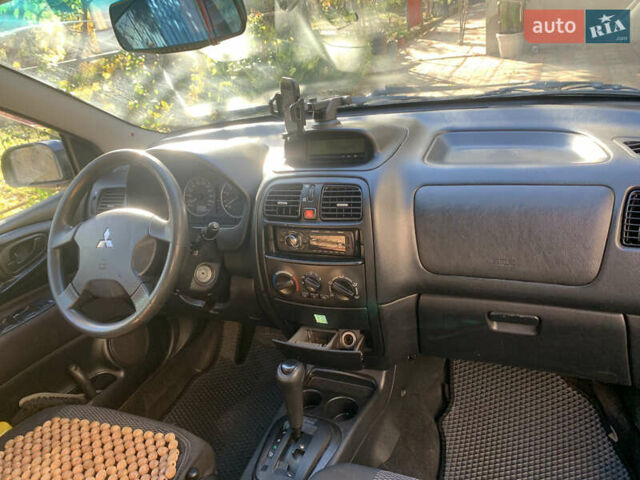 Міцубісі Спейс Стар 2004 у Одесі на Automoto.ua Чорний Міцубісі Спейс Стар, об'ємом двигуна 1.58 л та пробігом 242 тис. км за 3500 $, фото 8 на Automoto.ua