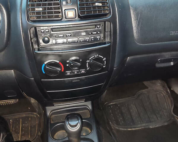 Черный Мицубиси Спейс Стар, объемом двигателя 1.9 л и пробегом 401 тыс. км за 3200 $, фото 4 на Automoto.ua