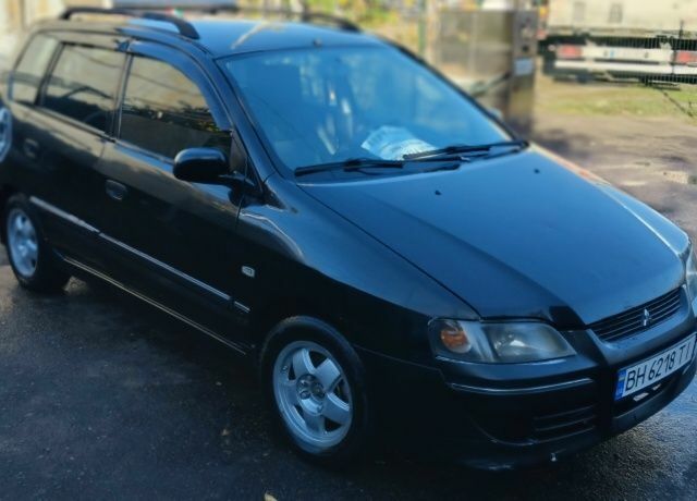 Черный Мицубиси Спейс Стар, объемом двигателя 1.6 л и пробегом 360 тыс. км за 2800 $, фото 6 на Automoto.ua