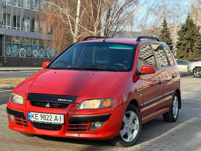 Мицубиси Спейс Стар 2002 в Днепре (Днепропетровске) на Automoto.ua Красный Мицубиси Спейс Стар, объемом двигателя 1.6 л и пробегом 177 тыс. км за 5200 $, фото 1 на Automoto.ua