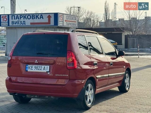 Красный Мицубиси Спейс Стар, объемом двигателя 1.59 л и пробегом 177 тыс. км за 5200 $, фото 5 на Automoto.ua