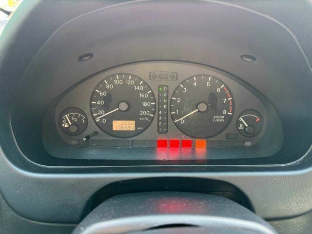 Мицубиси Спейс Стар 2002 в Днепре (Днепропетровске) на Automoto.ua Красный Мицубиси Спейс Стар, объемом двигателя 1.6 л и пробегом 177 тыс. км за 5200 $, фото 14 на Automoto.ua