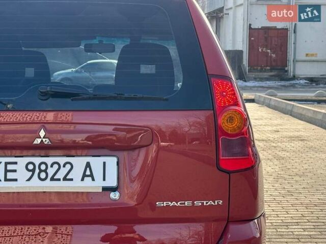 Червоний Міцубісі Спейс Стар, об'ємом двигуна 1.59 л та пробігом 177 тис. км за 5200 $, фото 6 на Automoto.ua