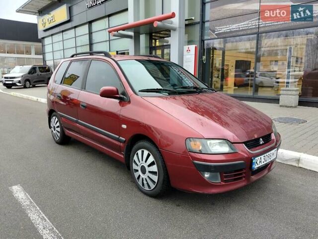 Красный Мицубиси Спейс Стар, объемом двигателя 1.83 л и пробегом 295 тыс. км за 3500 $, фото 4 на Automoto.ua