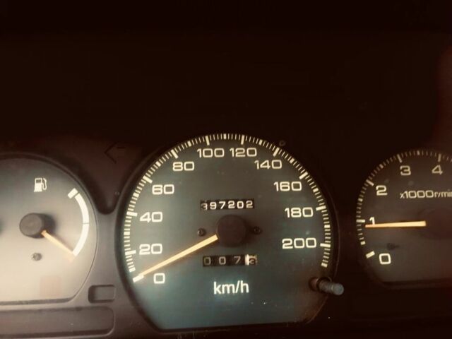 Красный Мицубиси Спейс Стар, объемом двигателя 2 л и пробегом 400 тыс. км за 900 $, фото 7 на Automoto.ua