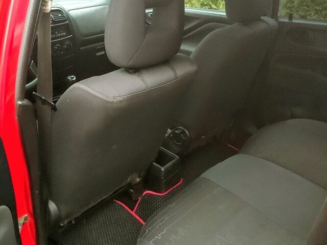 Червоний Міцубісі Спейс Стар, об'ємом двигуна 0 л та пробігом 370 тис. км за 3800 $, фото 7 на Automoto.ua