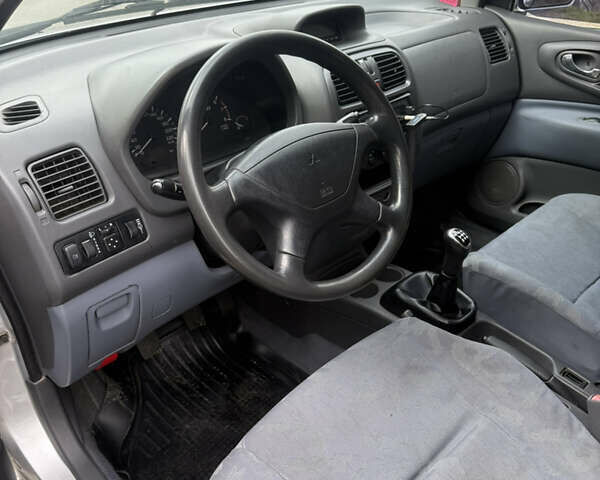 Міцубісі Спейс Стар, об'ємом двигуна 1.8 л та пробігом 238 тис. км за 2750 $, фото 11 на Automoto.ua