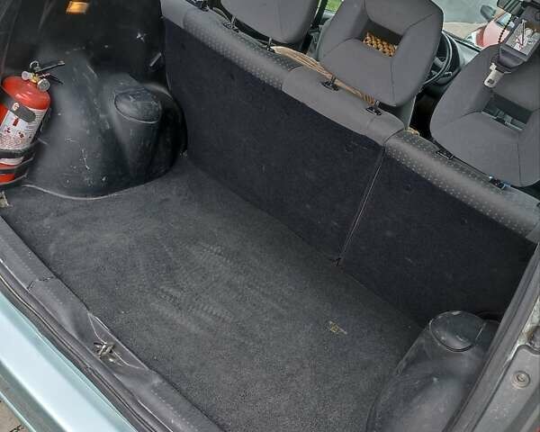 Мицубиси Спейс Стар, объемом двигателя 1.6 л и пробегом 120 тыс. км за 3700 $, фото 9 на Automoto.ua