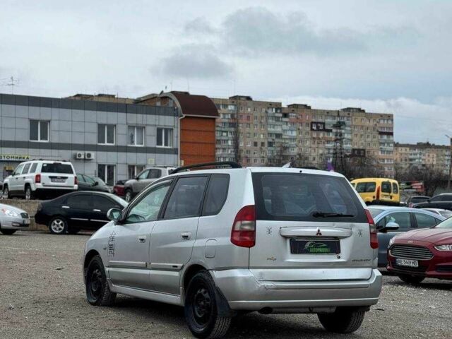 Серый Мицубиси Спейс Стар, объемом двигателя 1.6 л и пробегом 218 тыс. км за 2450 $, фото 3 на Automoto.ua