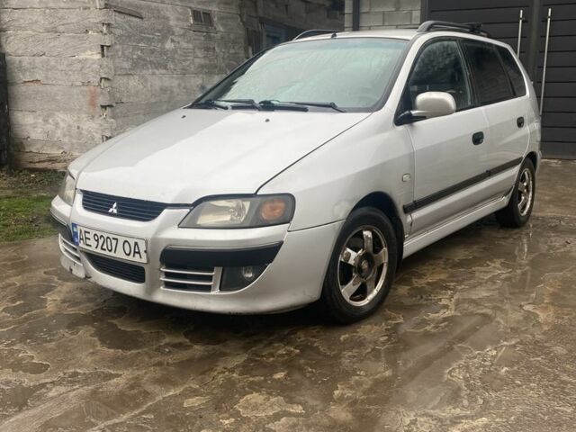 Серый Мицубиси Спейс Стар, объемом двигателя 1.6 л и пробегом 300 тыс. км за 2450 $, фото 1 на Automoto.ua