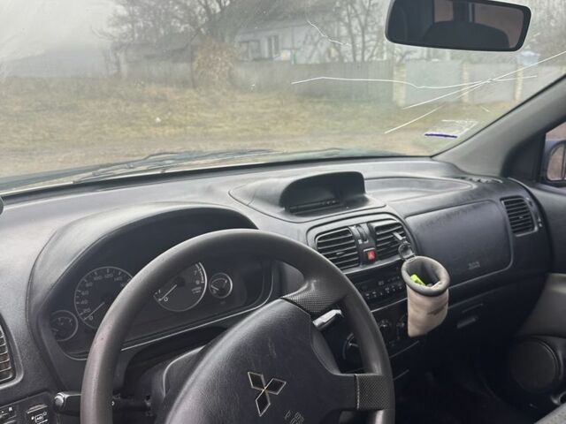 Серый Мицубиси Спейс Стар, объемом двигателя 1.6 л и пробегом 3 тыс. км за 3500 $, фото 7 на Automoto.ua