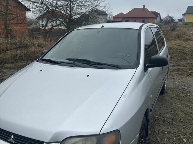 Серый Мицубиси Спейс Стар, объемом двигателя 1.6 л и пробегом 3 тыс. км за 3500 $, фото 1 на Automoto.ua