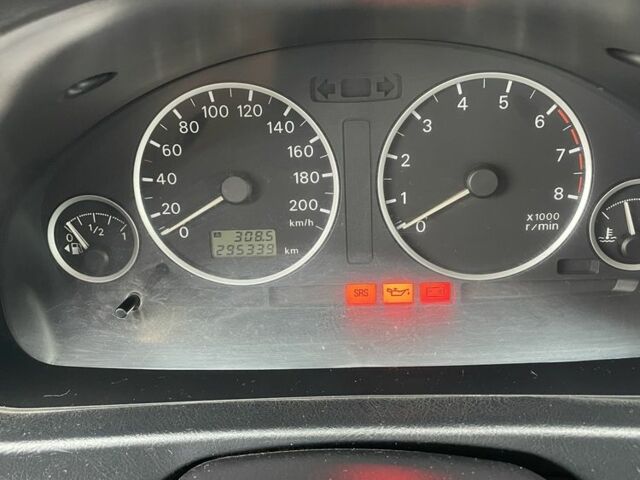 Серый Мицубиси Спейс Стар, объемом двигателя 1.6 л и пробегом 295 тыс. км за 2750 $, фото 13 на Automoto.ua