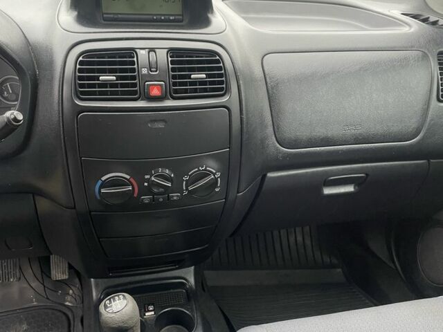 Серый Мицубиси Спейс Стар, объемом двигателя 1.6 л и пробегом 295 тыс. км за 2750 $, фото 14 на Automoto.ua