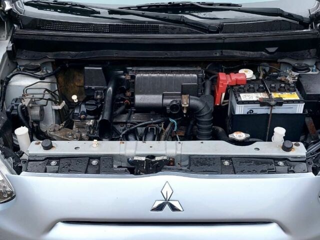 Серый Мицубиси Спейс Стар, объемом двигателя 1.2 л и пробегом 198 тыс. км за 6000 $, фото 10 на Automoto.ua