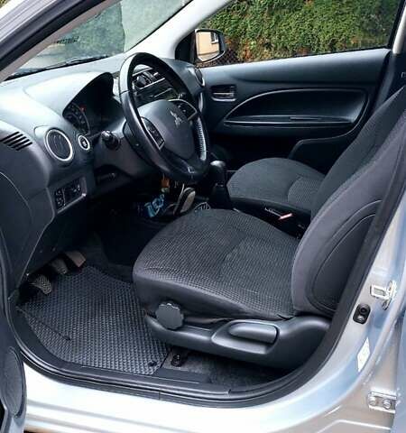 Серый Мицубиси Спейс Стар, объемом двигателя 1.19 л и пробегом 198 тыс. км за 6000 $, фото 6 на Automoto.ua