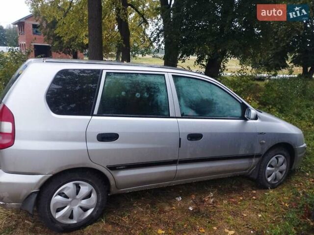 Серый Мицубиси Спейс Стар, объемом двигателя 1.3 л и пробегом 196 тыс. км за 2500 $, фото 3 на Automoto.ua