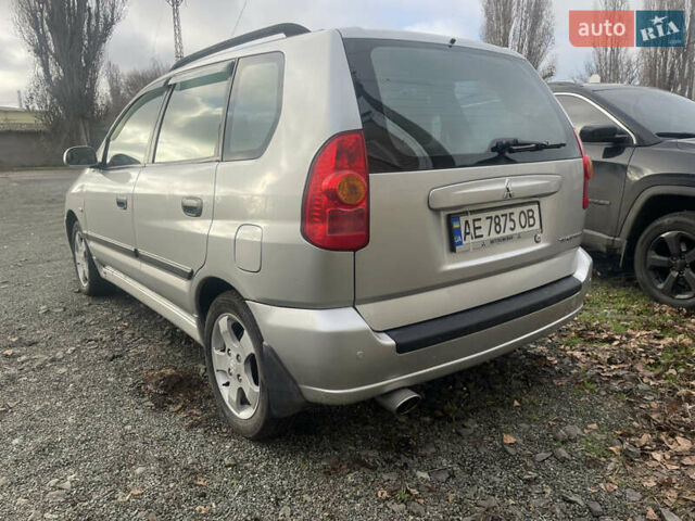 Серый Мицубиси Спейс Стар, объемом двигателя 1.58 л и пробегом 180 тыс. км за 3700 $, фото 13 на Automoto.ua