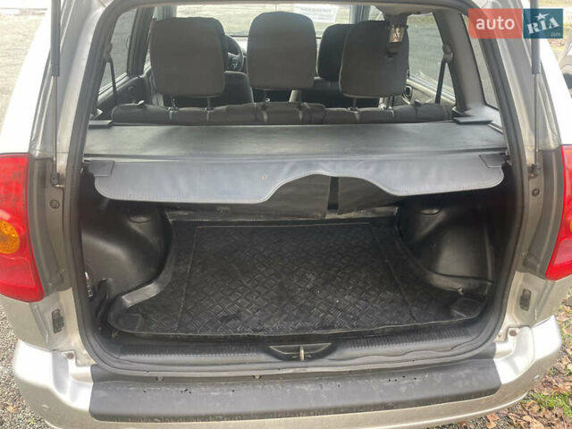 Серый Мицубиси Спейс Стар, объемом двигателя 1.58 л и пробегом 180 тыс. км за 3700 $, фото 12 на Automoto.ua