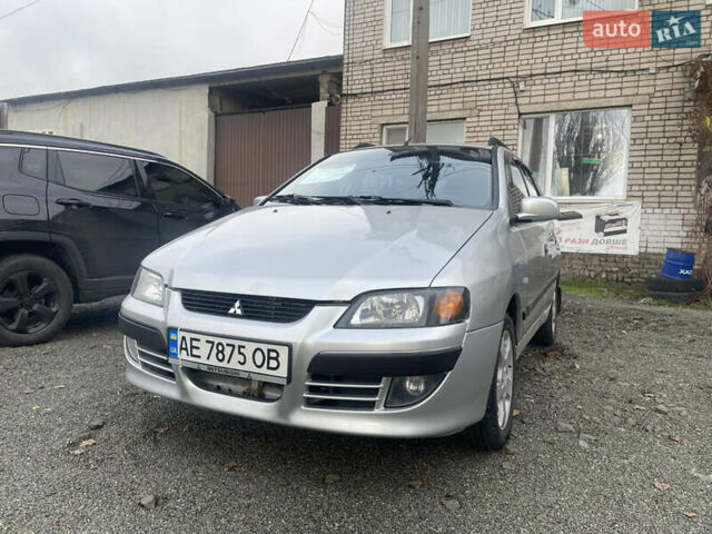 Серый Мицубиси Спейс Стар, объемом двигателя 1.58 л и пробегом 180 тыс. км за 3700 $, фото 1 на Automoto.ua